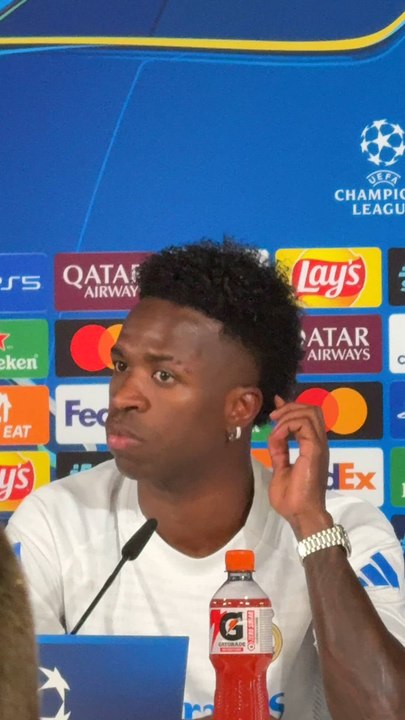 Los 3 momentos más destacados de la rueda de prensa de Vinicius