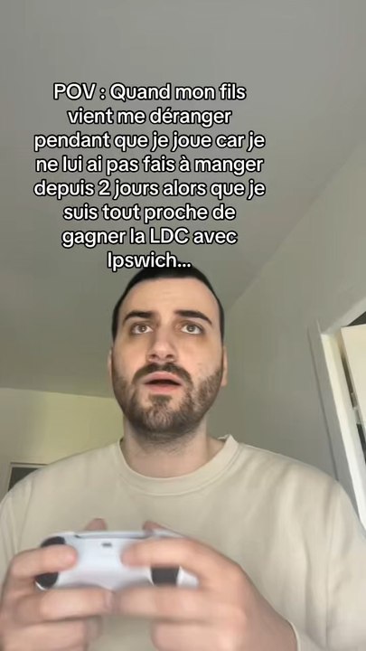 En live tout les jours à partir de 16h sur Twitch : le_mando 🟪