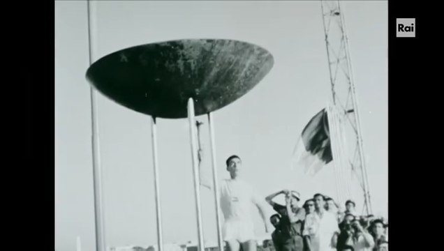 Il Tedoforo Accende la Fiamma Olimpica | Olimpiadi 1960 / Italia | Le Nostre Olimpiadi 1960