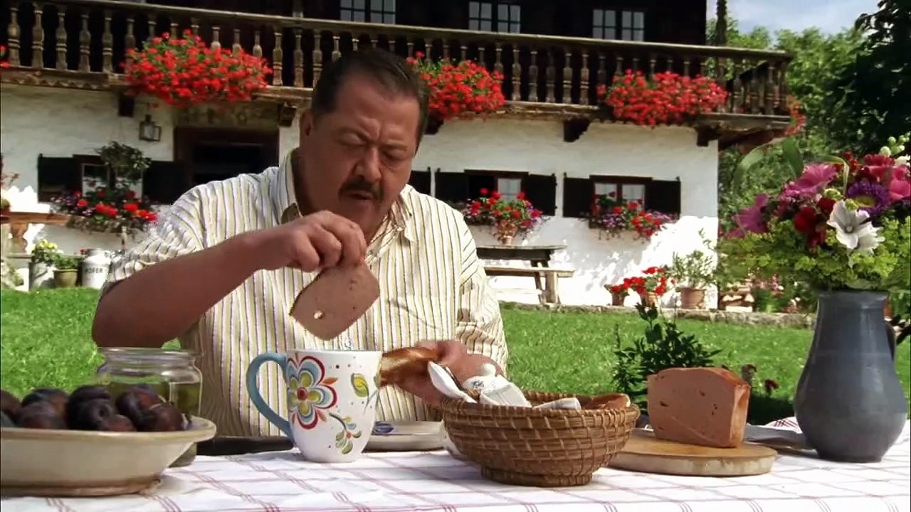 Die Rosenheim-Cops (179) Staffel 9 Folge 25 - Tod im Kühlraum