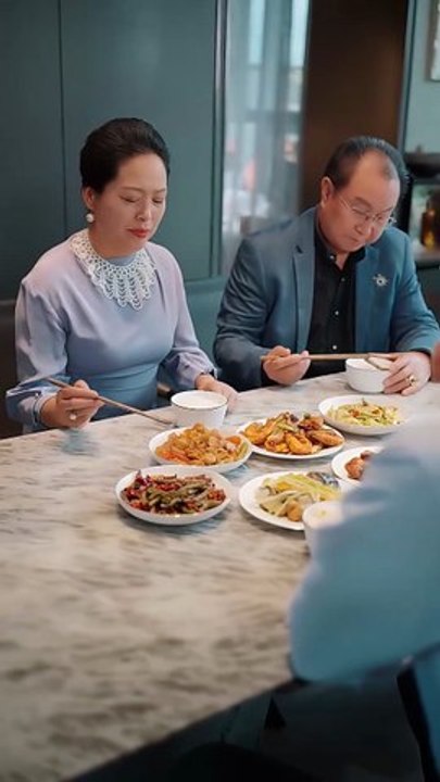 The CEOs Surprise Daughter (DUBBED) #Dramabox