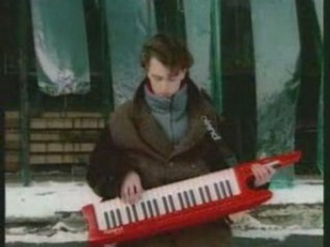 Nensi Дым сигарет с ментолом