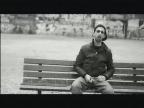 Salif Feat. Aketo & Soprano Clip Reveillons Nous