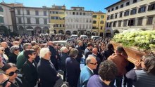 funerale di Giovanni Birindelli,  lacrime e in ascolto del ?Silenzio?