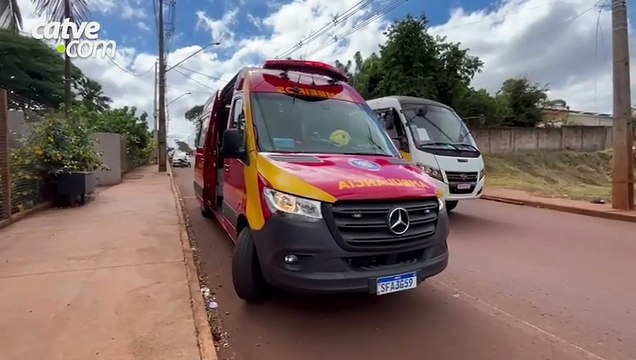 Motociclista sofre fratura após acidente e é socorrido no Santa Felicidade