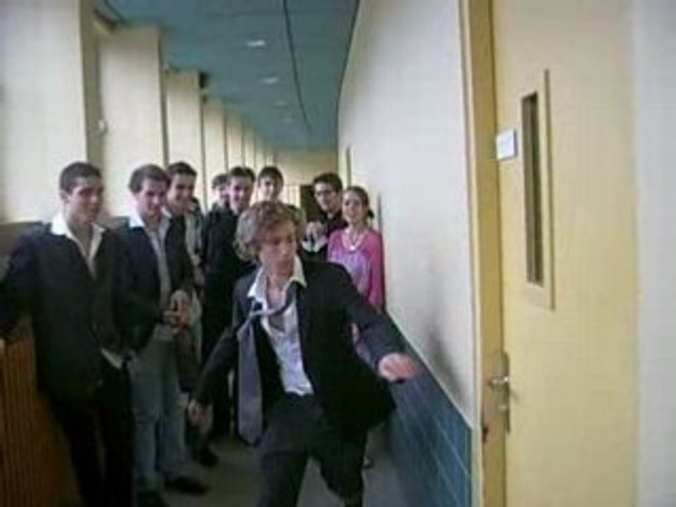 Quentin a besoin d'un préservatif !