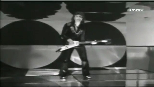 1971 - Johnny Hallyday - “Que J’Aie Tort ou Raison” dans le “Sacha Show” (1ère Chaîne, 26 Mai)