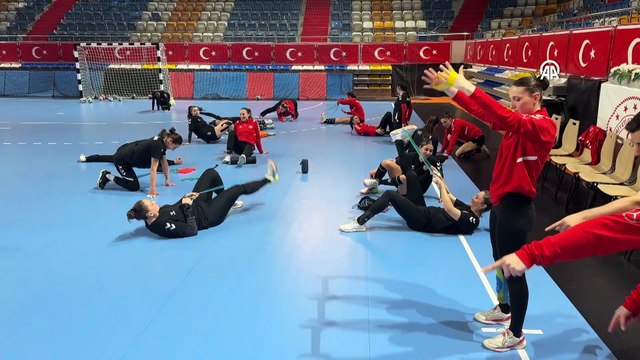 A Milli Kadın Hentbol Takımı, Avrupa Kupası'nda oynayacağı Macaristan mücadelesine odaklandı | Ajansspor | AA