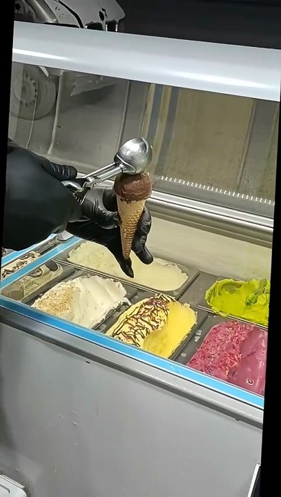 ICE cream la hanya #trending #trendingshorts #cake