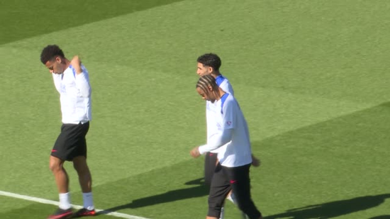 PSG - Barcola de retour à l'entraînement collectif avant Liverpool