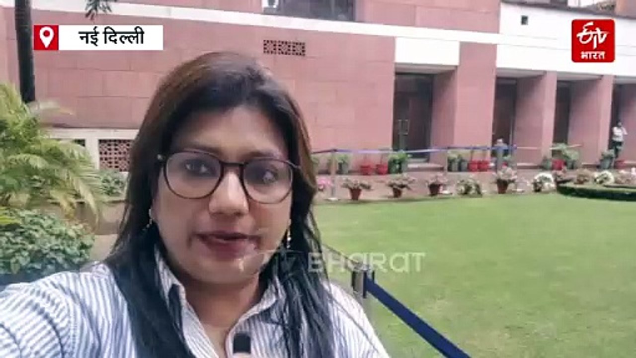 'वर्दी वाले दिखें दुश्मन और घुसपैठिए भाईजान': शहजाद पूनावाला का ममता बनर्जी पर तीखा प्रहार