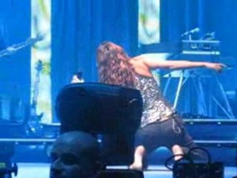 Zazie - Je suis un homme @ Zénith Clermont 13/10/2007