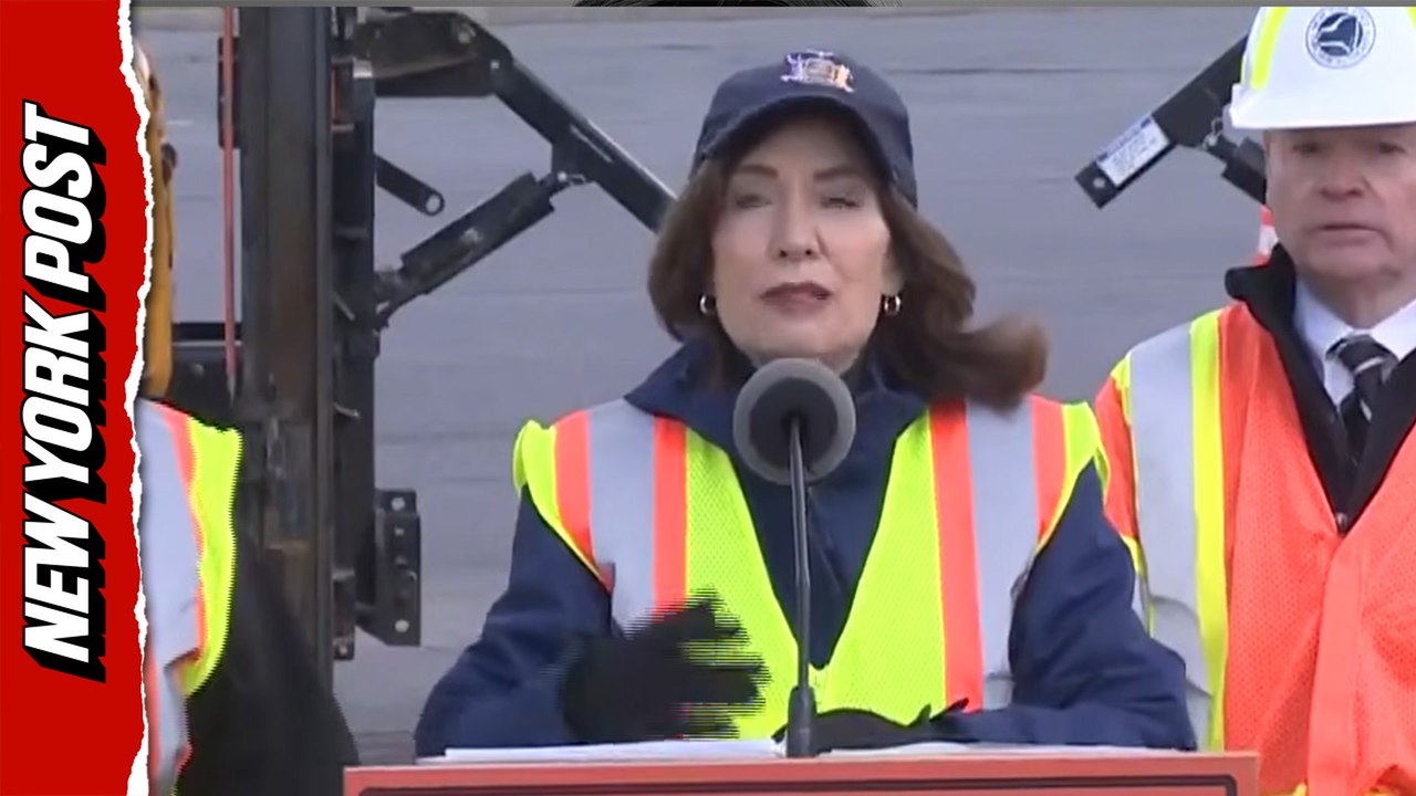 Gov. Hochul holds press conferences about filling in potholes