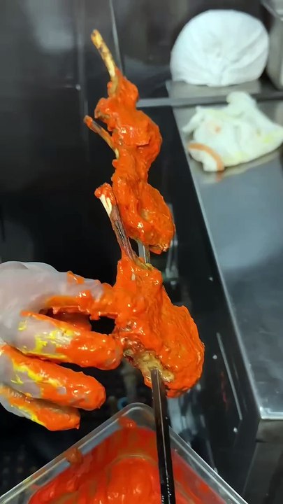 These TIKKA MASALA LAMB CHOPS from Spice Symphony NYC in Times Square! 🍗🔥🤤 #DEVOURPOWER