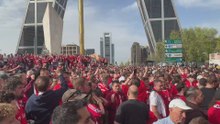 Canticos de los fans del Bayern: ambiente brutal en las calles de Madrid