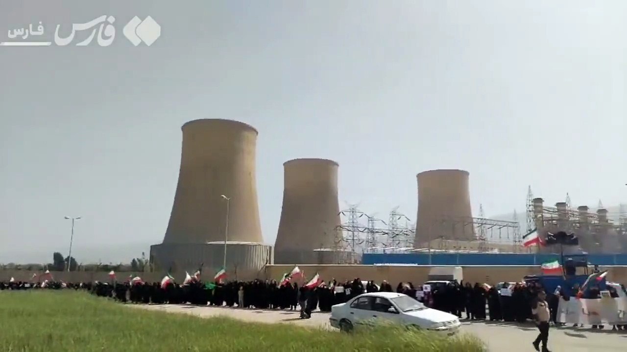 Irán moviliza cadenas humanas en centrales y puentes del país ante las amenazas de Trump