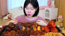 ASMR MUKBANG | Half Fire Noodles, Half Black Bean Noodles, Enoki Mushrooms, Seasoned Chicken.