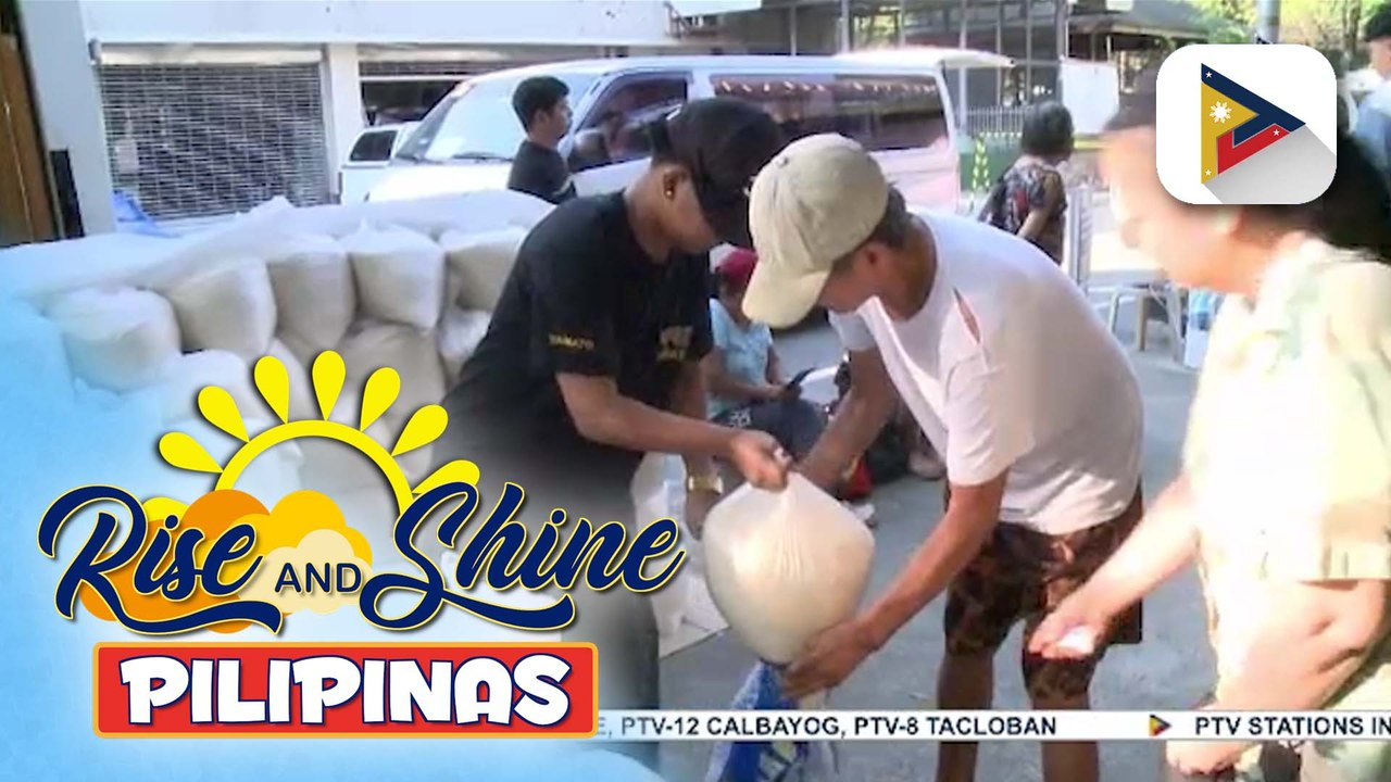 Ilan nating kababayan, matiyagang pumipila sa KADIWA ng Pangulo store sa Q.C. para bumili ng P20/kg na bigas; appointment system, ipinatutupad na | ulat ni JM Thompson