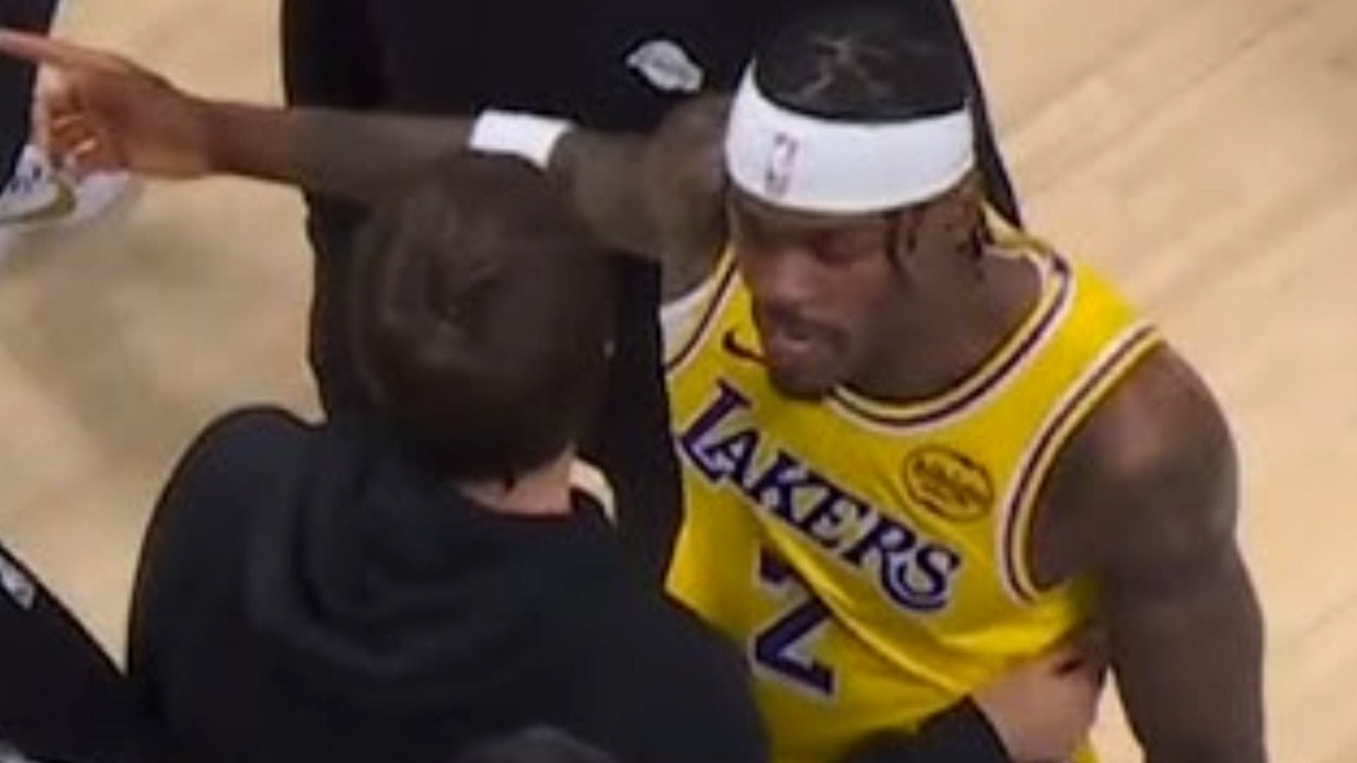 El 'exilio' de Doncic en Madrid rompe a los Lakers: bronca en la pista y paliza a manos de un atlético