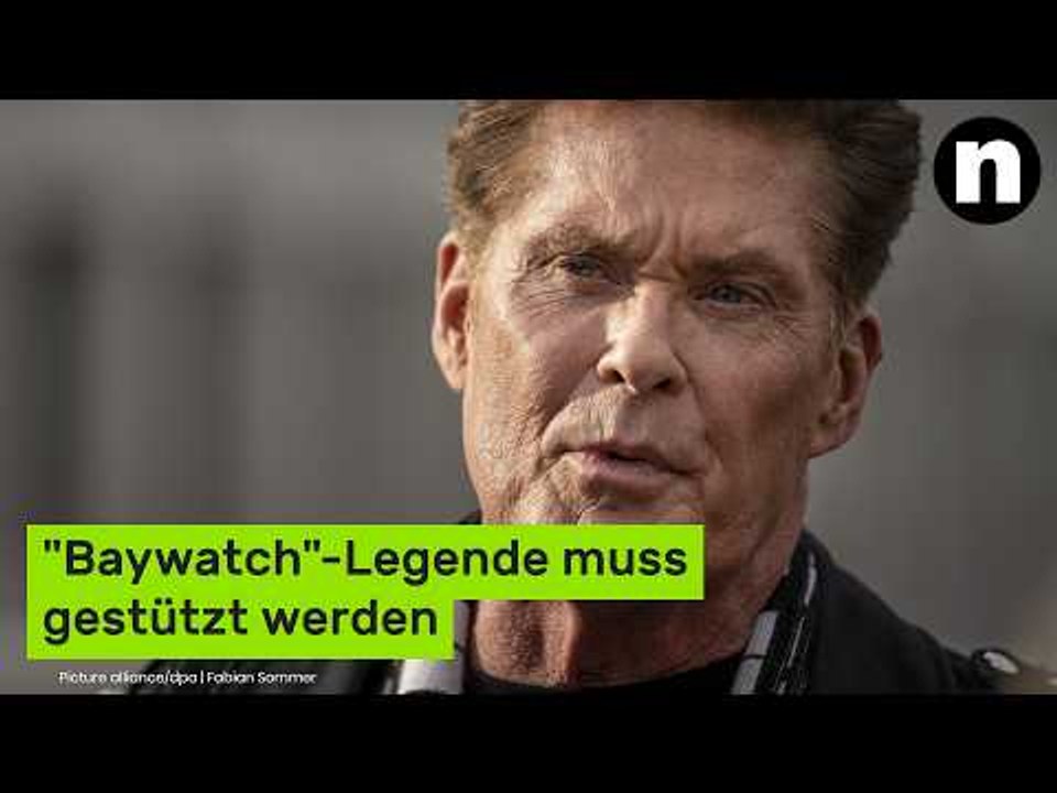 David Hasselhoff: Er wirkt gebrechlich - 'Baywatch'-Legende muss gestützt werden