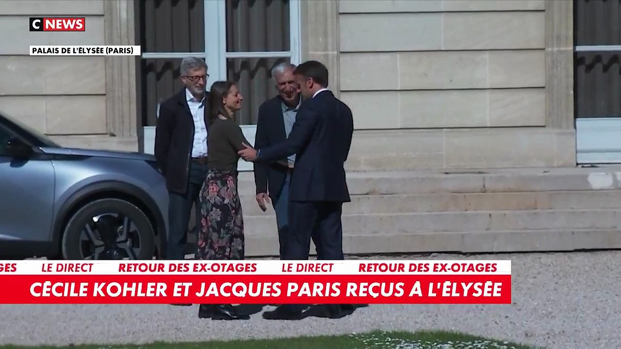 Après plus de trois ans de détention en Iran, Cécile Kohler et Jacques Paris sont de retour en France. Tous deux sont reçus à l'Elysée par le président de la République