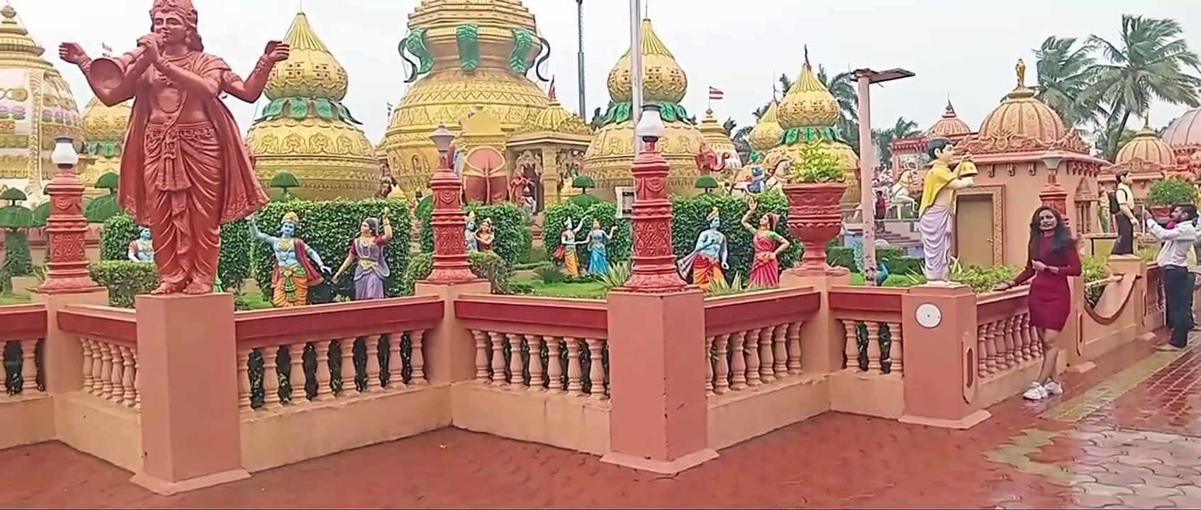 Surat Gujarat Swaminarayan Mandir video