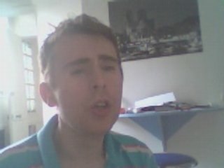 Wiwi massacre "Fais moi un petit bébé"