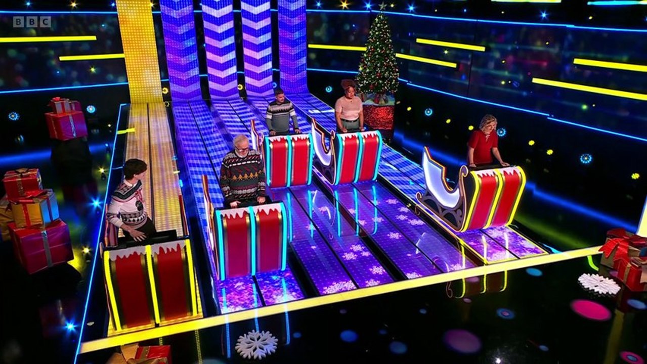 The Finish Line The Festive Finish Line S01E01