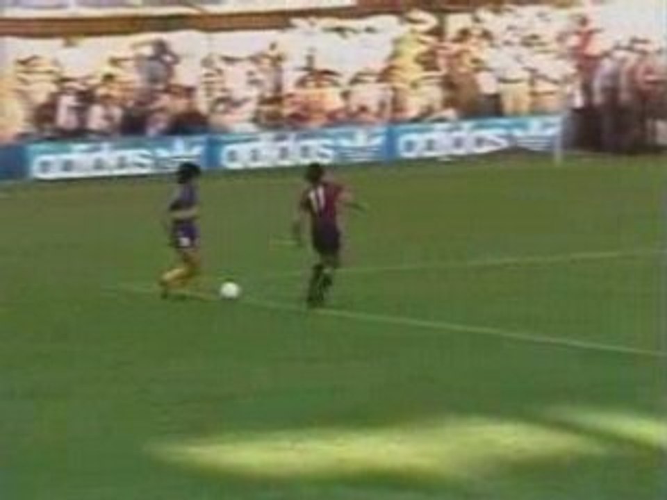 "El pibe de oro" Maradona