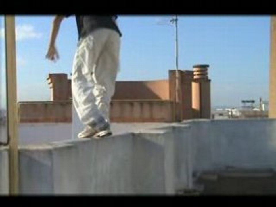 Training in my roof / Parkour