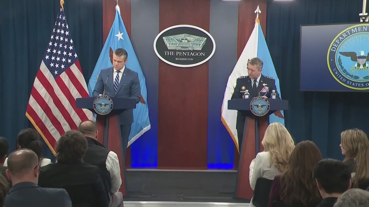 Pete Hegseth rebukes an abc reporter for his question about the military operation in Iran