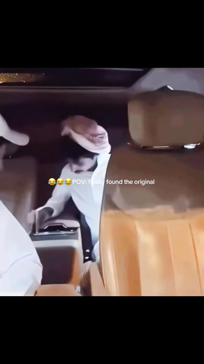 "POV: finally found the original""Pov: أخيراً وجدت النسخة الأصلية"