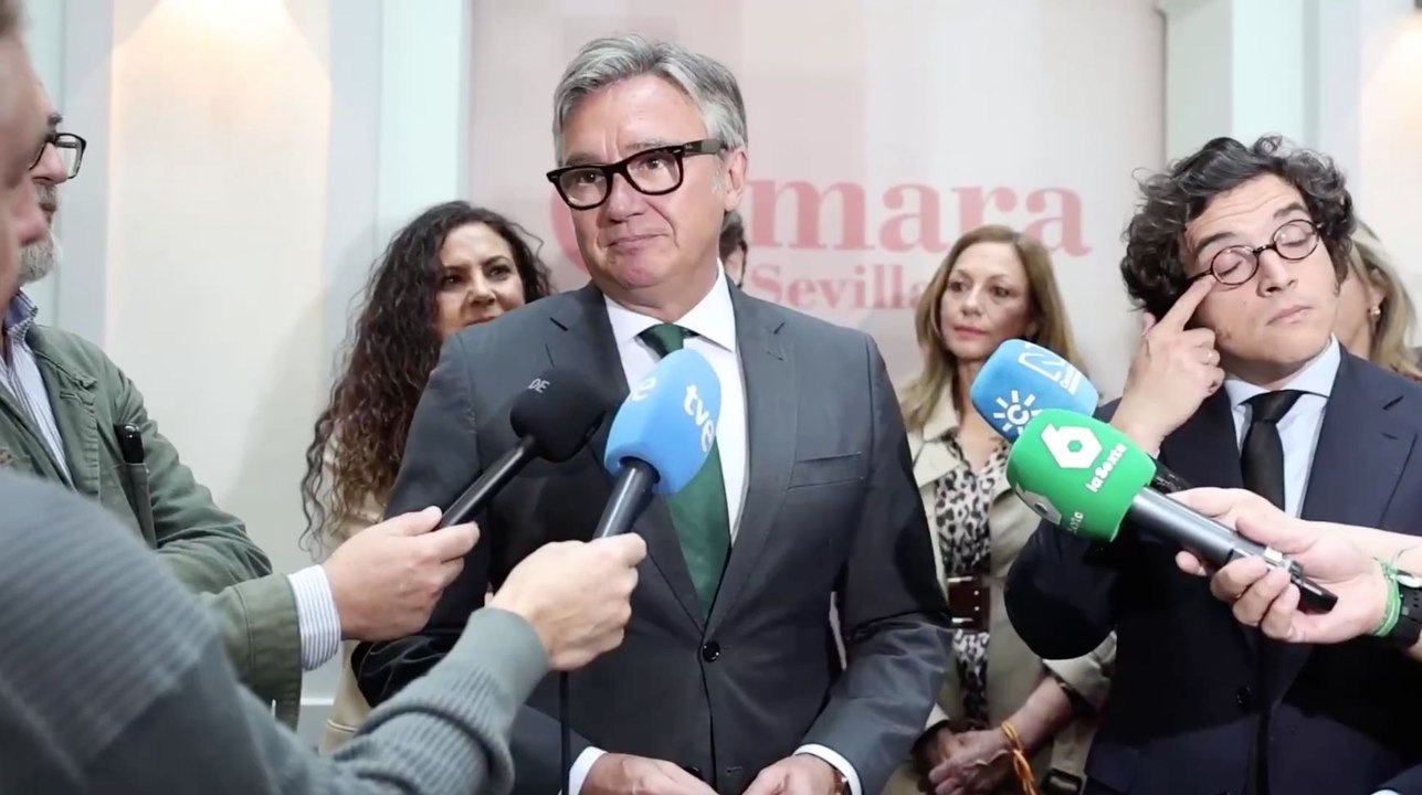 El candidato de VOX a la Junta de Andalucía hace papilla a un periodista de TVE por afirmar que su discurso genera violencia