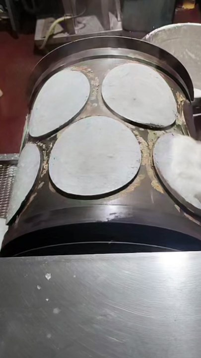 Rotating Bread Oven – Fast Cooking Process