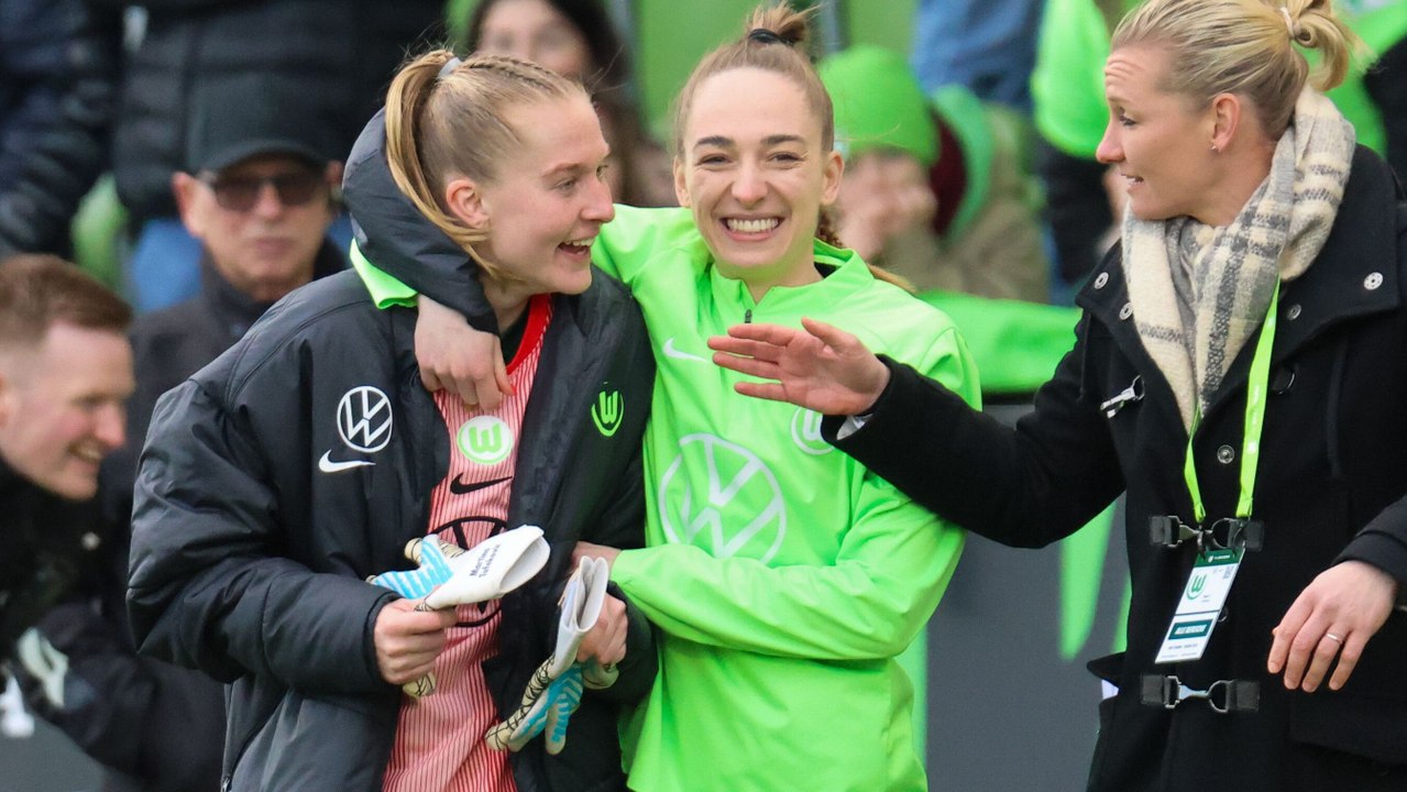 Minge scherzt nach Einsatz im Tor: 'Toi, toi, toi'