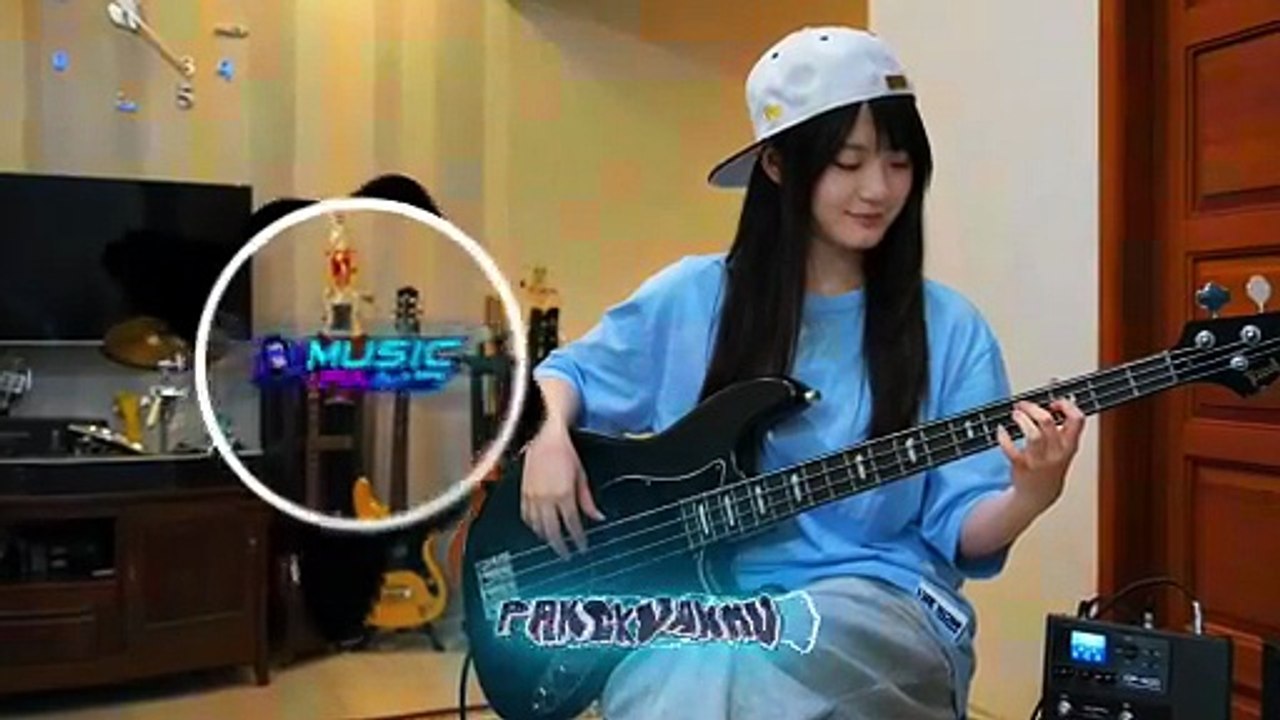 Dinding pemisah cover