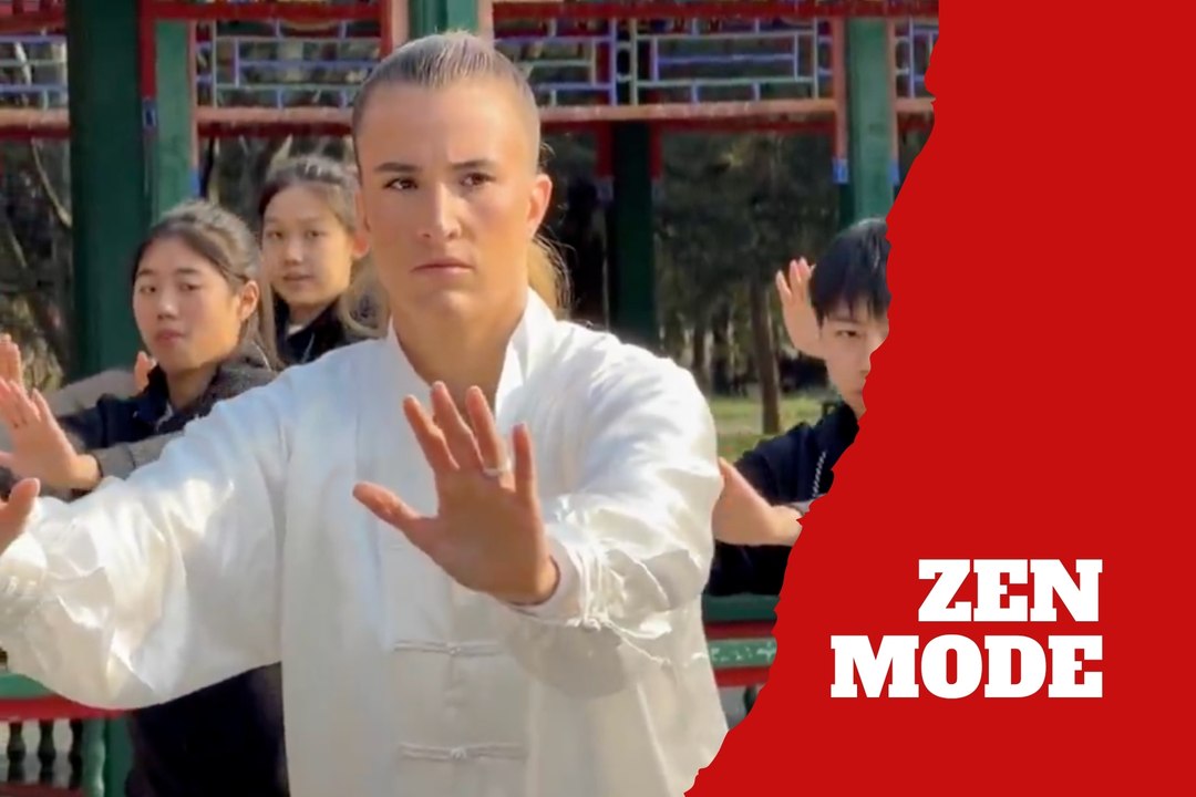 Sabrina Ionescu sorprende practicando Tai Chi en el Templo del Cielo