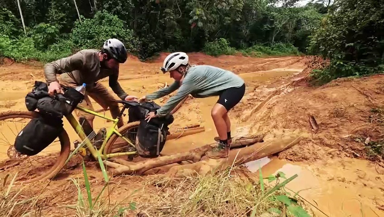 Same Sun - Mit dem Fahrrad durch Afrika | movie | 2026 | Official Trailer