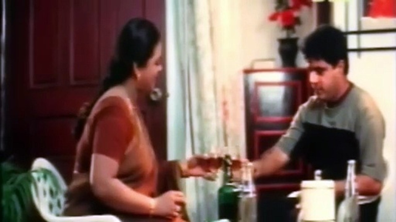 Boss of gang Yt movie Shakeela hot scenes Follow and like plz👍