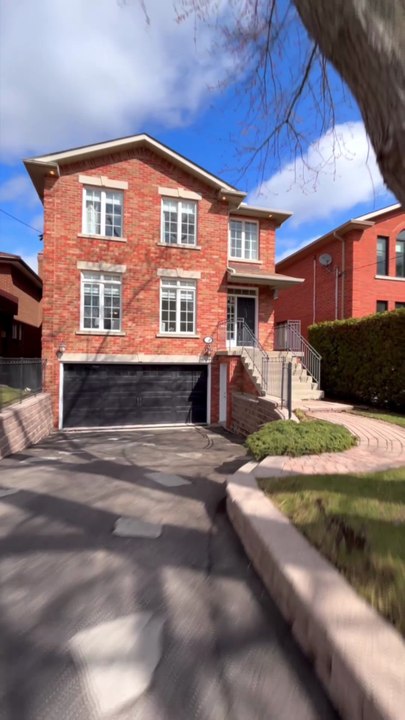 128 Burndale Ave