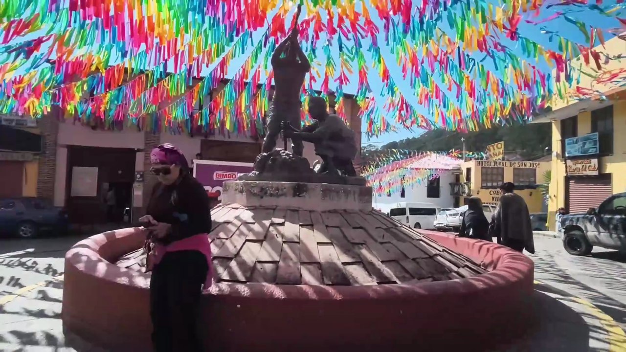 Pinal de Amoles Walking Tour: Streets of Querétaro Mexico