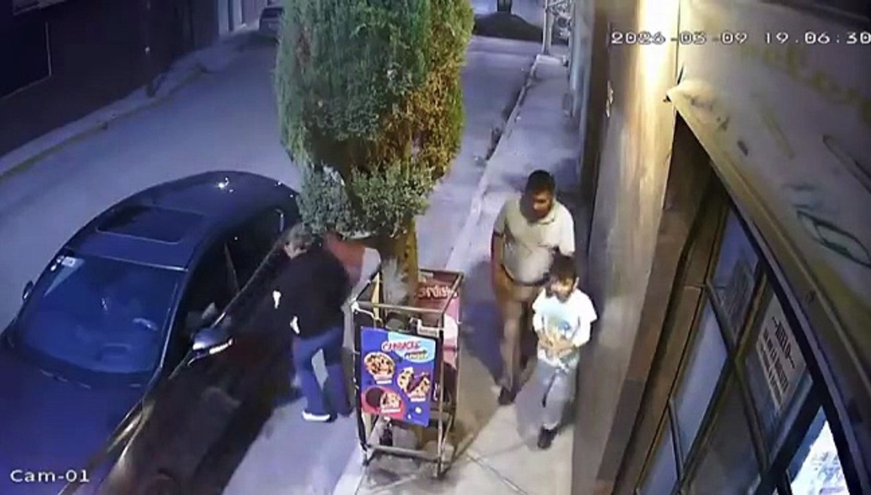 A Woman's car was stolen in #Cauutitlán #Izcalli #Mexico