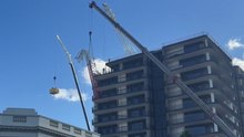 Crane boom finally removed from No.1 Church Street
