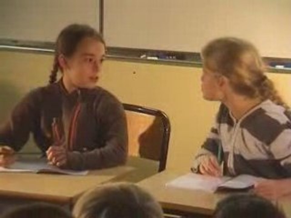 Le copieur avec Agathe F et Lola.