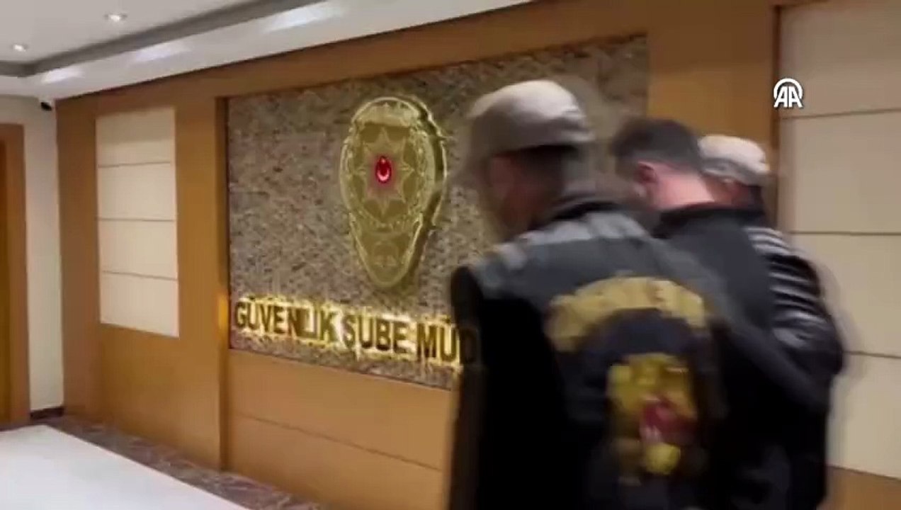 Beşiktaş'taki saldırıda çatışmaya giren polislerle alay edenler gözaltında