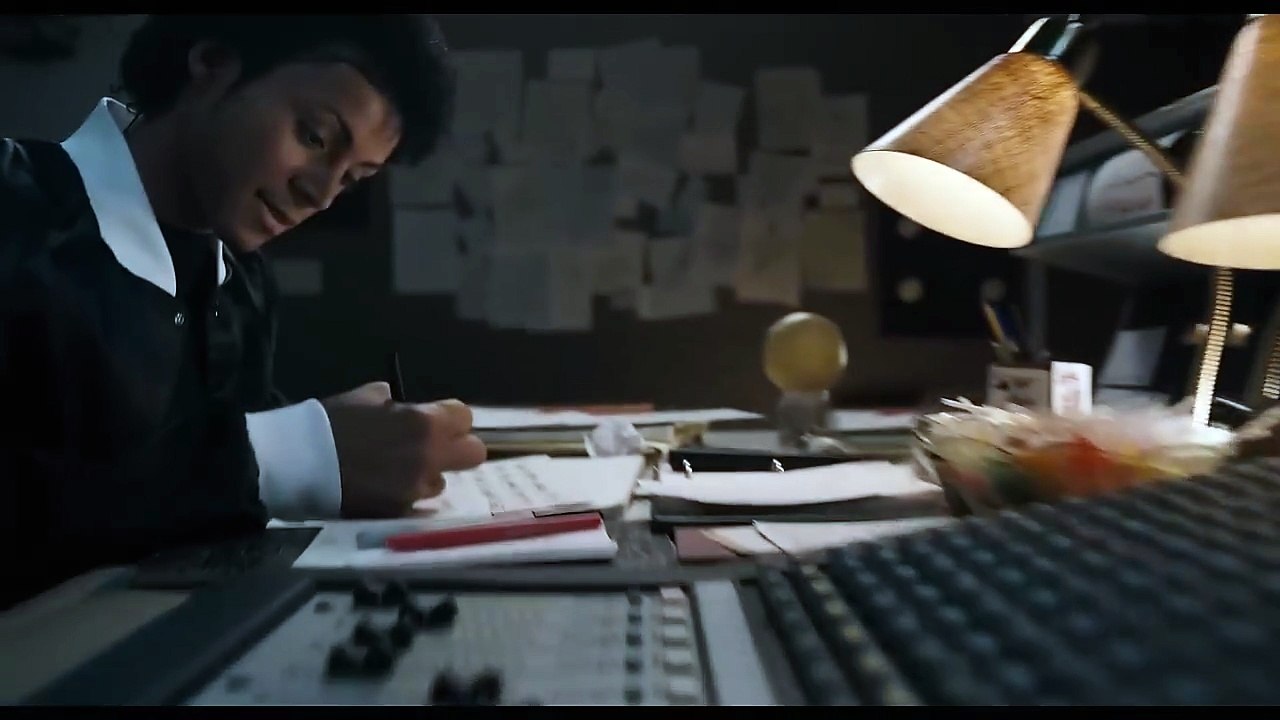Michael | Tv Spot: Feel The Beat