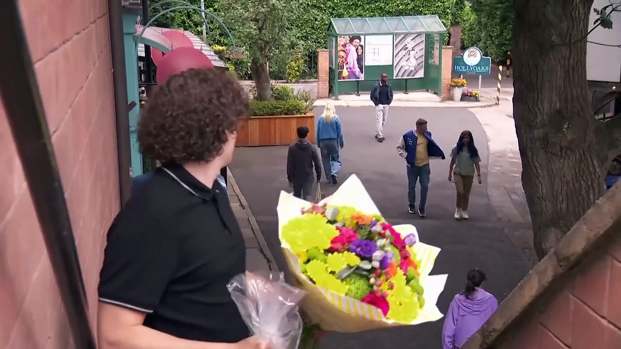 Hollyoaks Season 31 Episode 112 (Sep 17 2025)