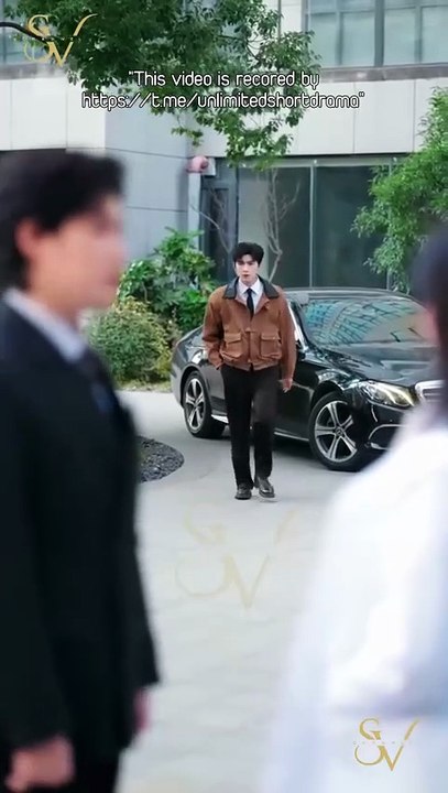 Esposo Pegajoso, Esposa De Dos Caras