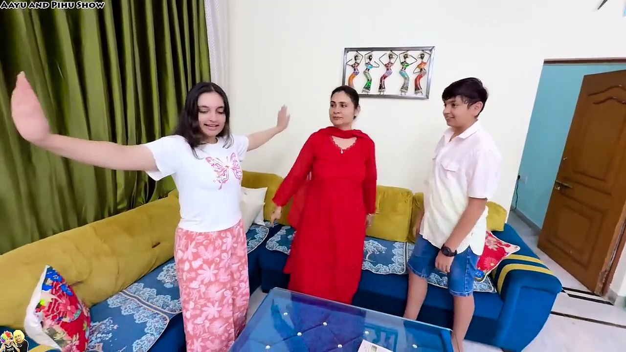 NO ENGLISH _ Ep 825 _ Do not speak in English for 24 Hours _ Comedy Family Vlog _ Aayu and Pihu Show(720P_HD)