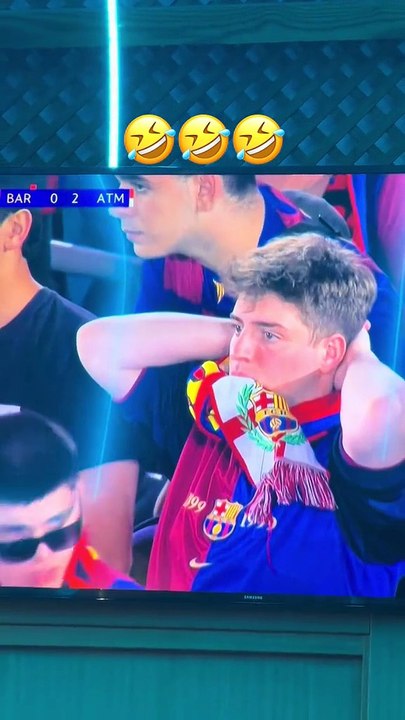 How Real Madrid Fans Were Happy After Athletico Defeated Barcelona